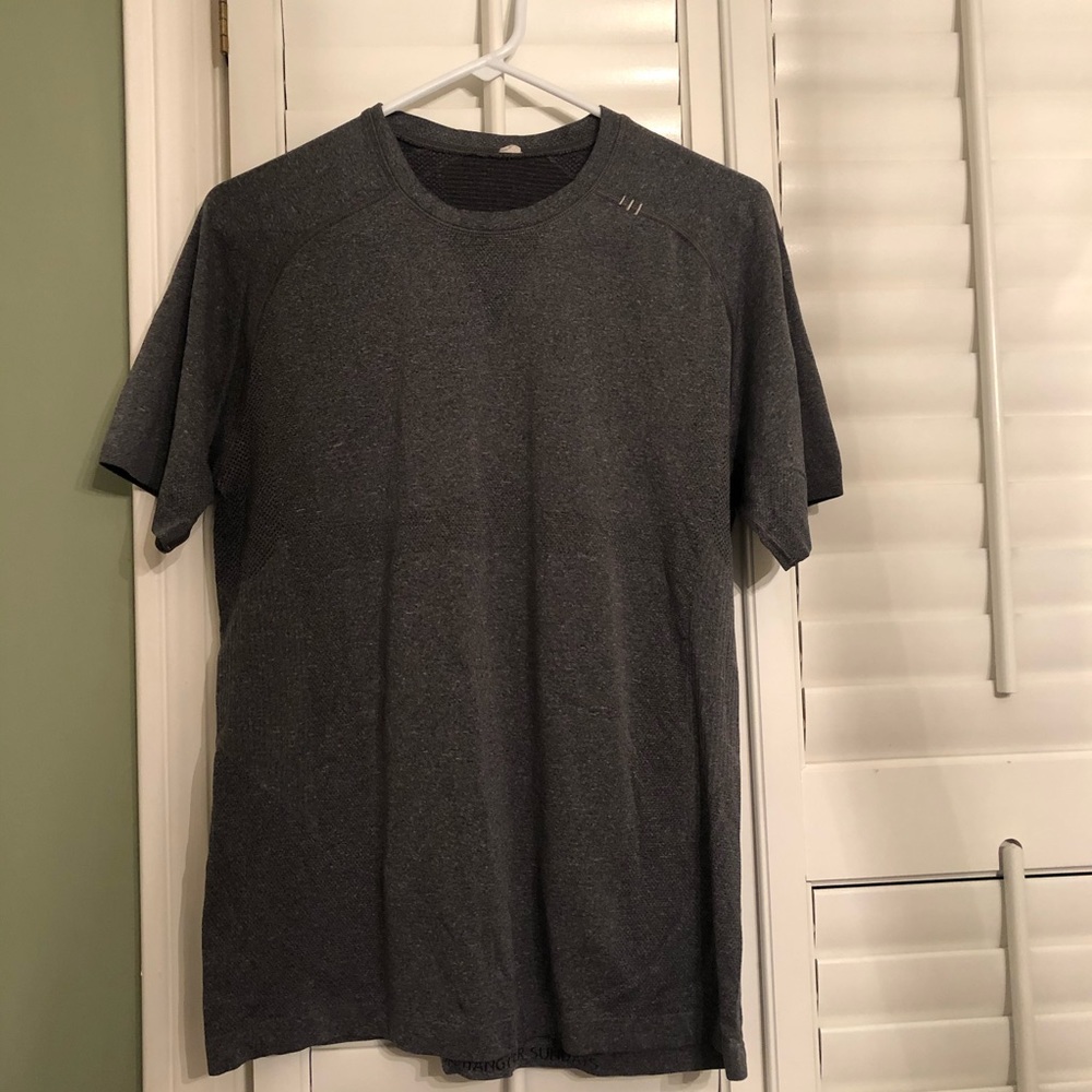 Lululemon swiftly tech men’s shirt Sz m